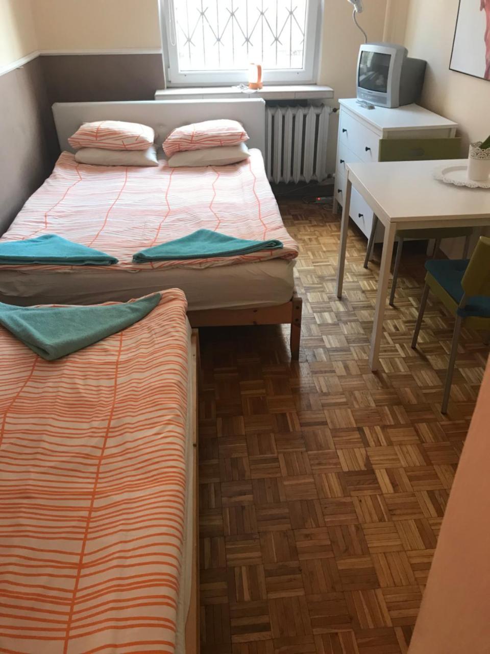 Lama Rooms Warschau Buitenkant foto